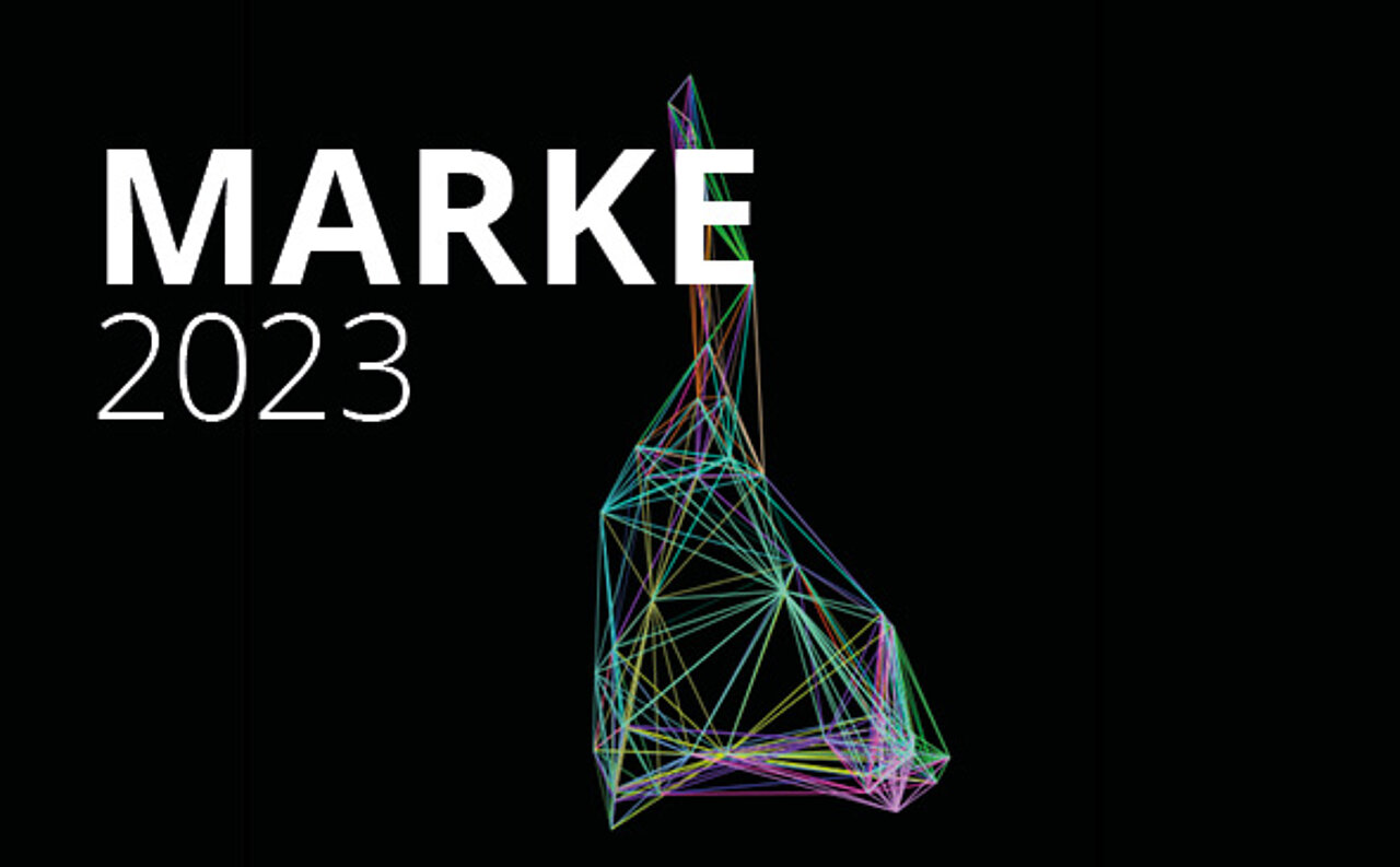 buntes geometrisches Geflecht vor schwarzem Hintergrund mit der Aufschrift MARKE 2023
