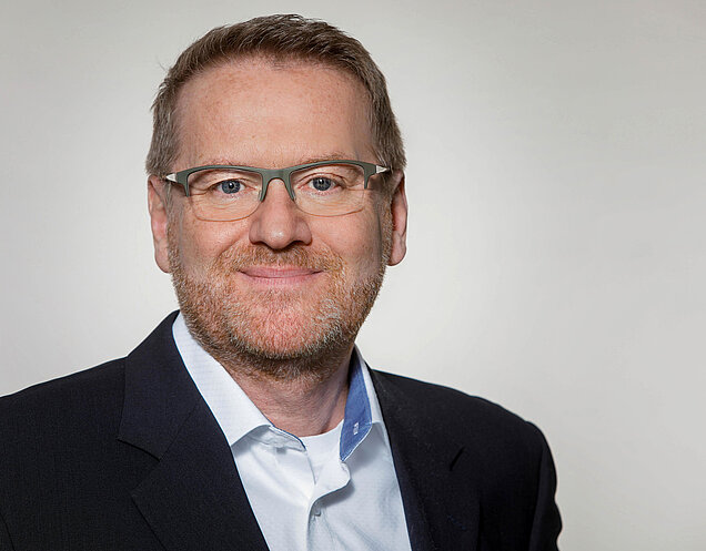 Portrait von Pressesprecher Christian Laufer