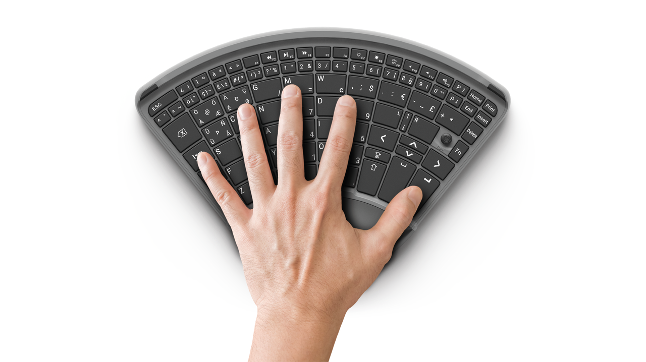 Hand auf Tastatur